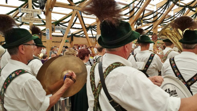 brass-band-501685_1920-768x432